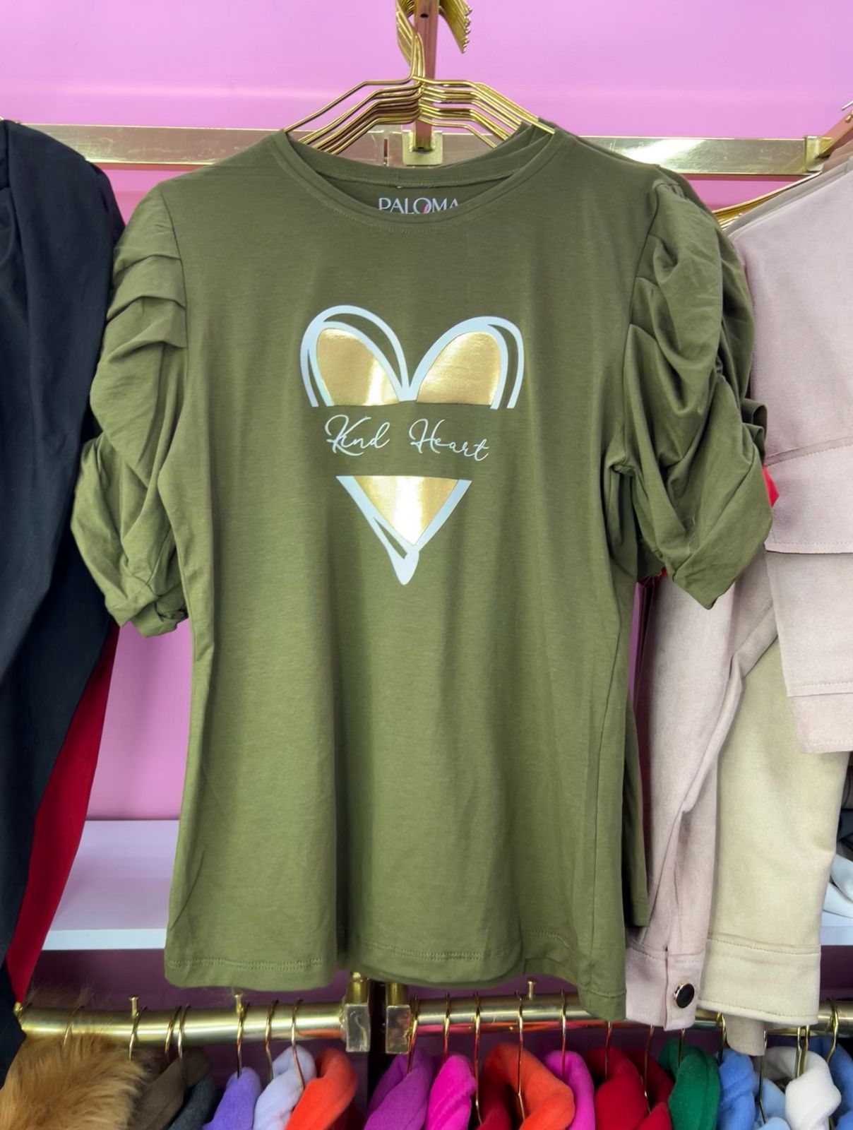 Polera Manga Princesa Verde Corazon Dorado - Blanco