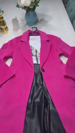 Cargar y reproducir el video en el visor de la galería, Abrigo PalomaDress Fucsia
